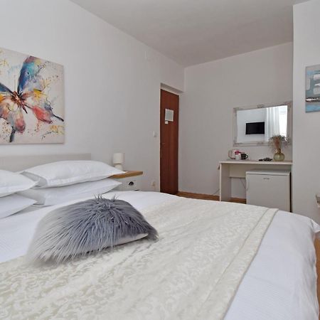 Apartment & Rooms Meri Tucepi Luaran gambar