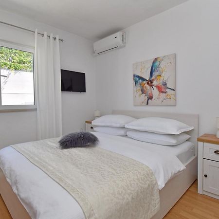 Apartment & Rooms Meri Tucepi Luaran gambar