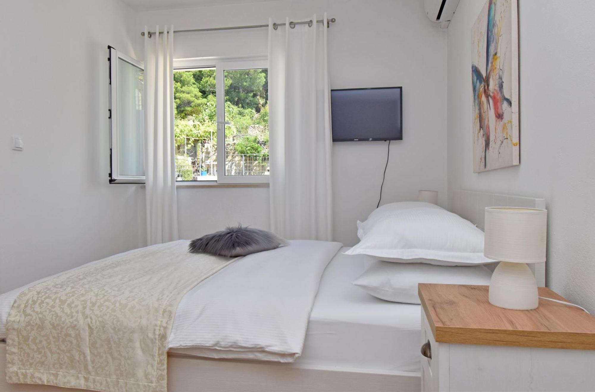 Apartment & Rooms Meri Tucepi Luaran gambar