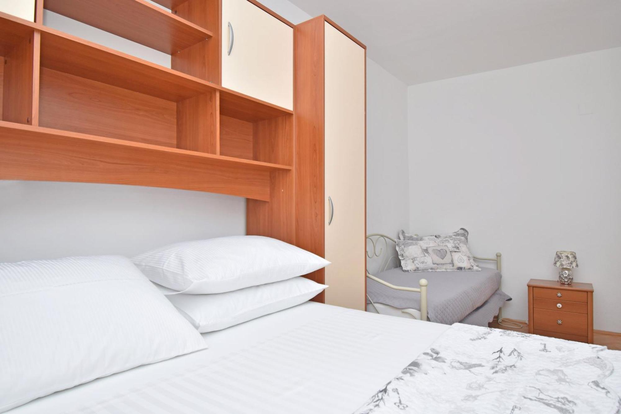 Apartment & Rooms Meri Tucepi Luaran gambar