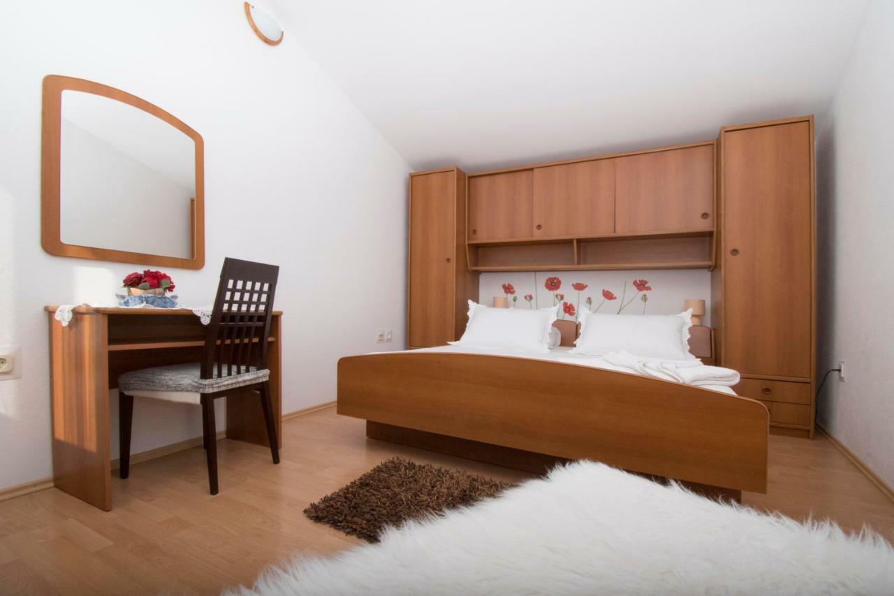Apartment & Rooms Meri Tucepi Luaran gambar