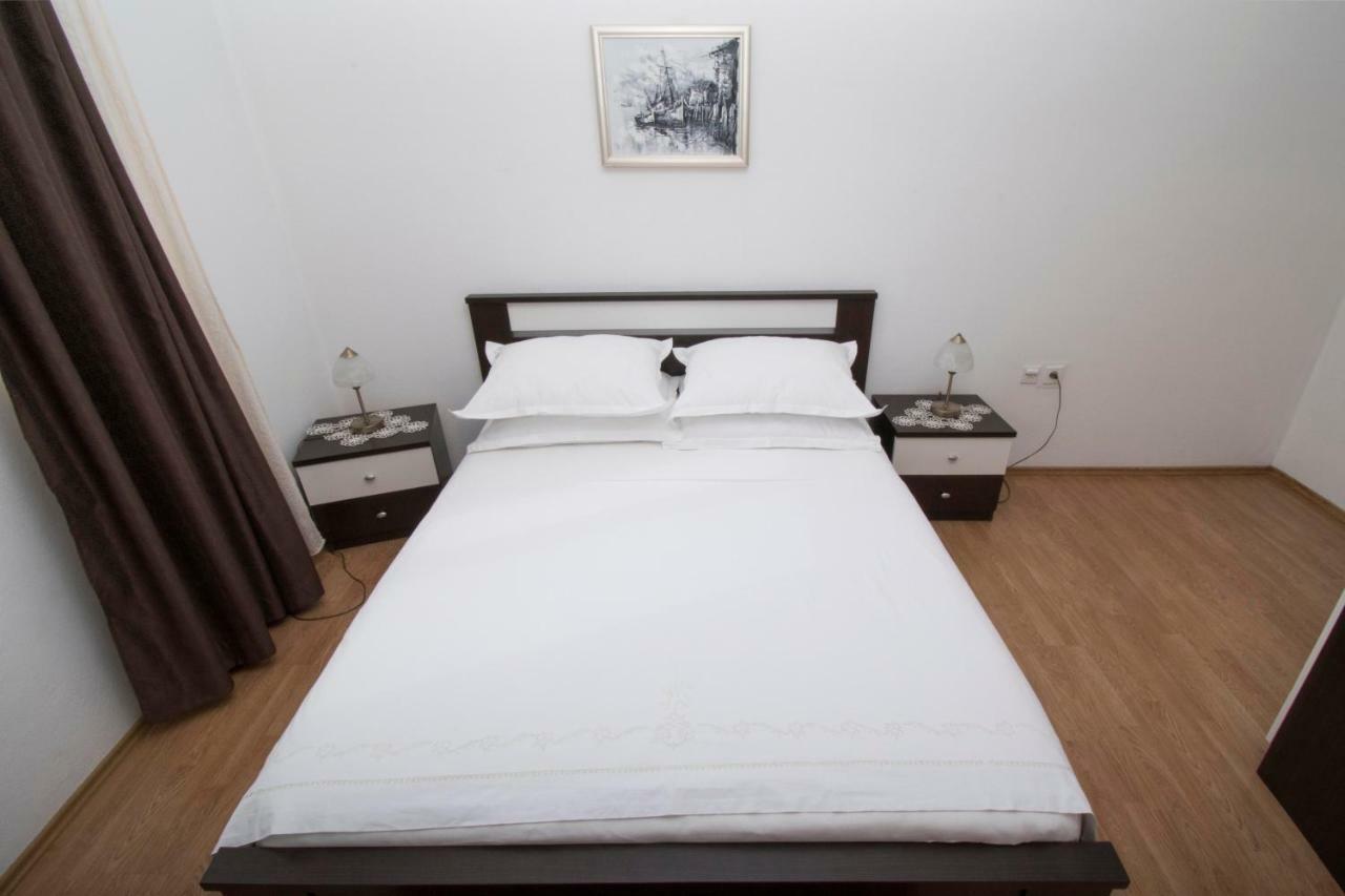 Apartment & Rooms Meri Tucepi Luaran gambar